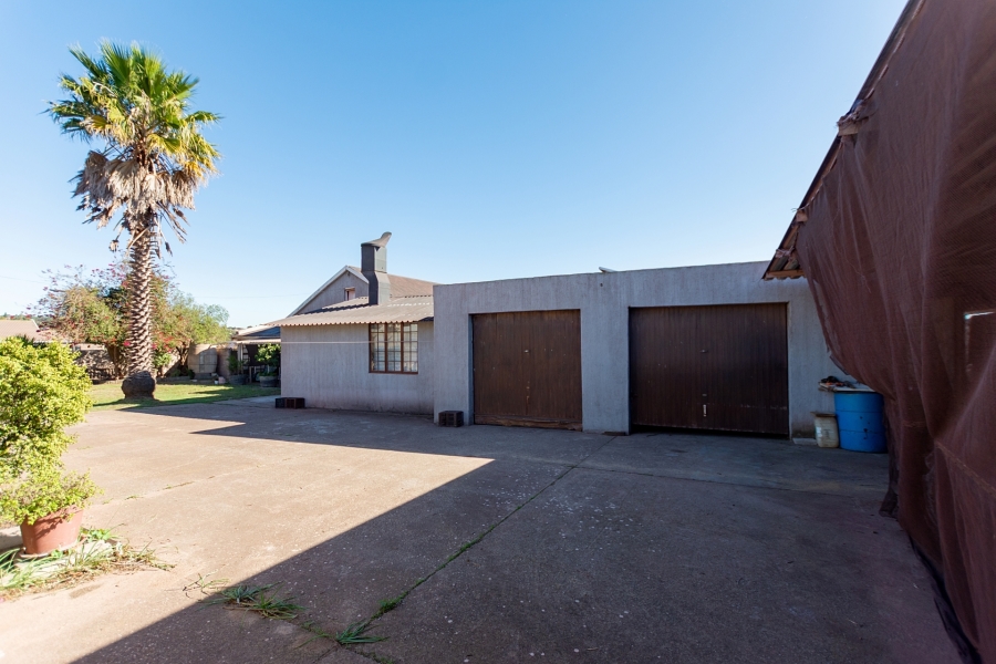 4 Bedroom Property for Sale in Vredenburg Western Cape